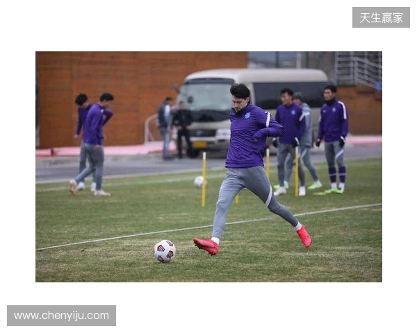 足球报:津门虎新赛季负10分开局形势严峻,于根伟并未失去信心